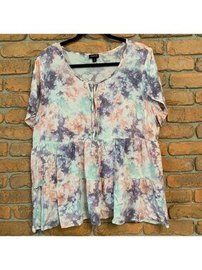 Torrid Tie-Neck Top Women Size 1X Tie Dye Tiered Ruffle Short Sleeve Blouse Plus